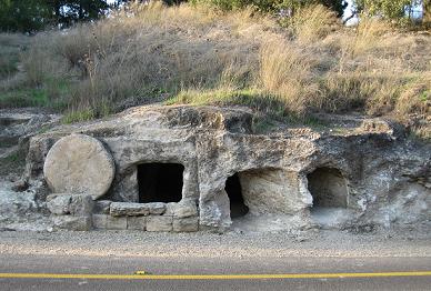 road-side-tomb